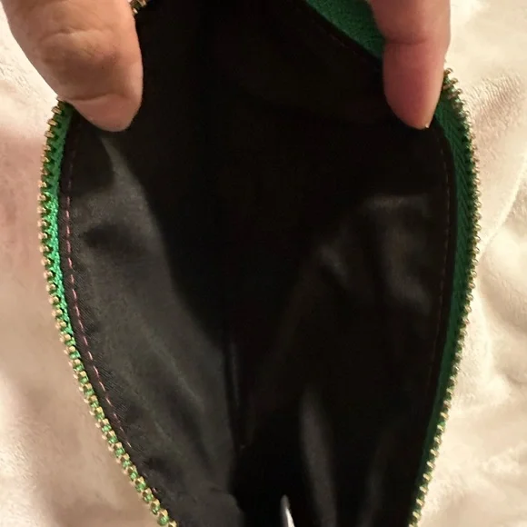 Hello Kitty Red Holiday Pouch - Picture 3 of 6